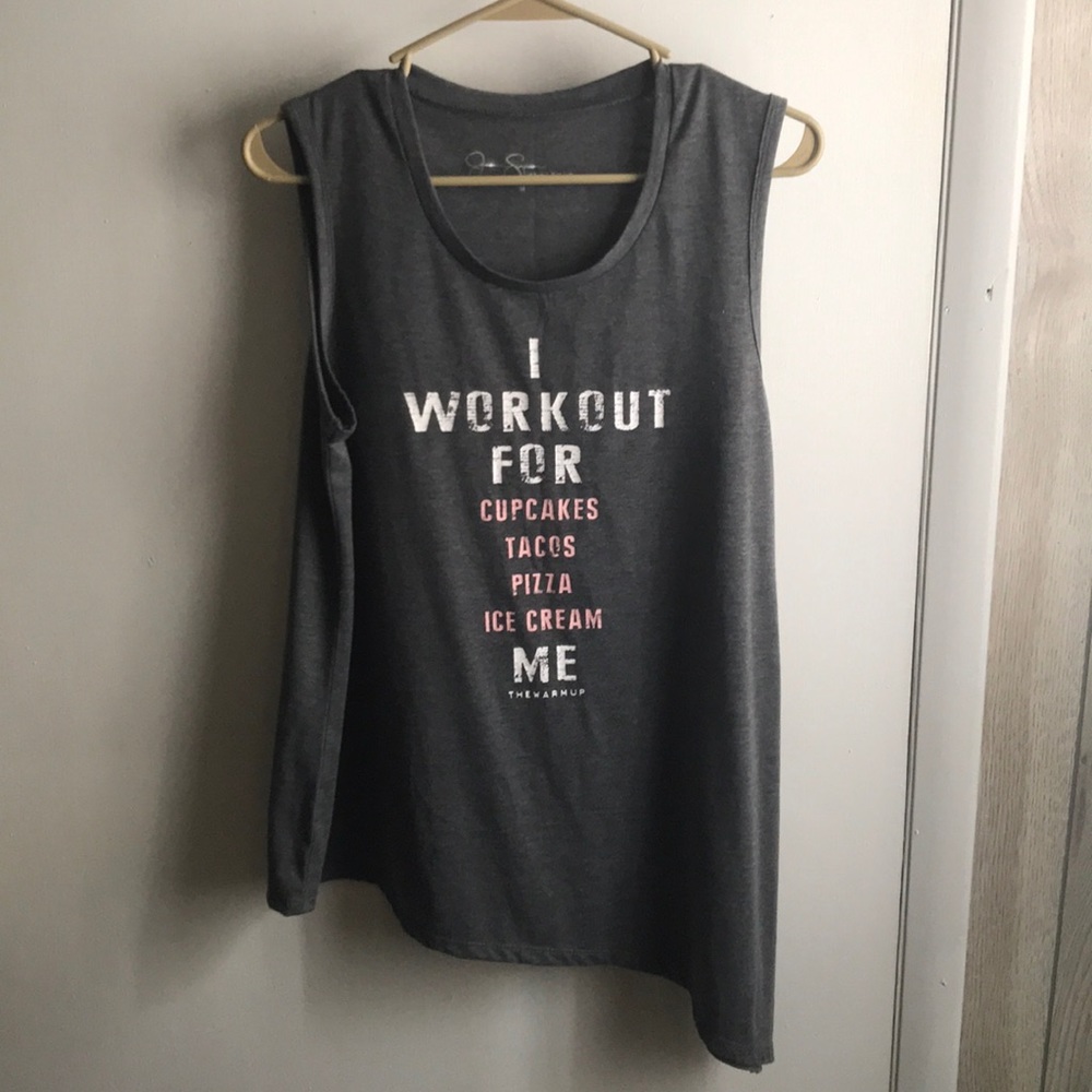 Jessica Simpson workout tank